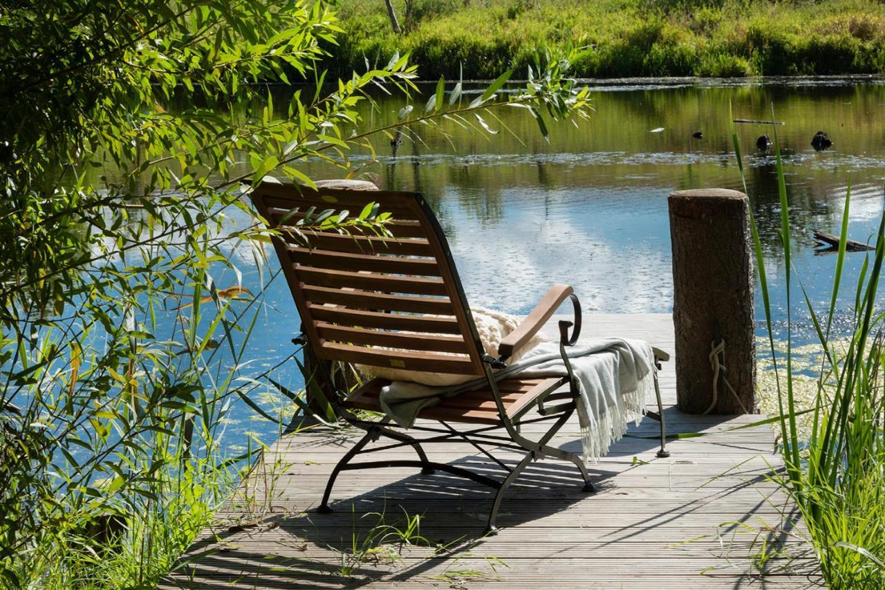 Mitten In Der Natur : Ferienwohnung Mit 3 Schlafzimmern, Neu Eingerichtet Neu Gaarz Exterior photo